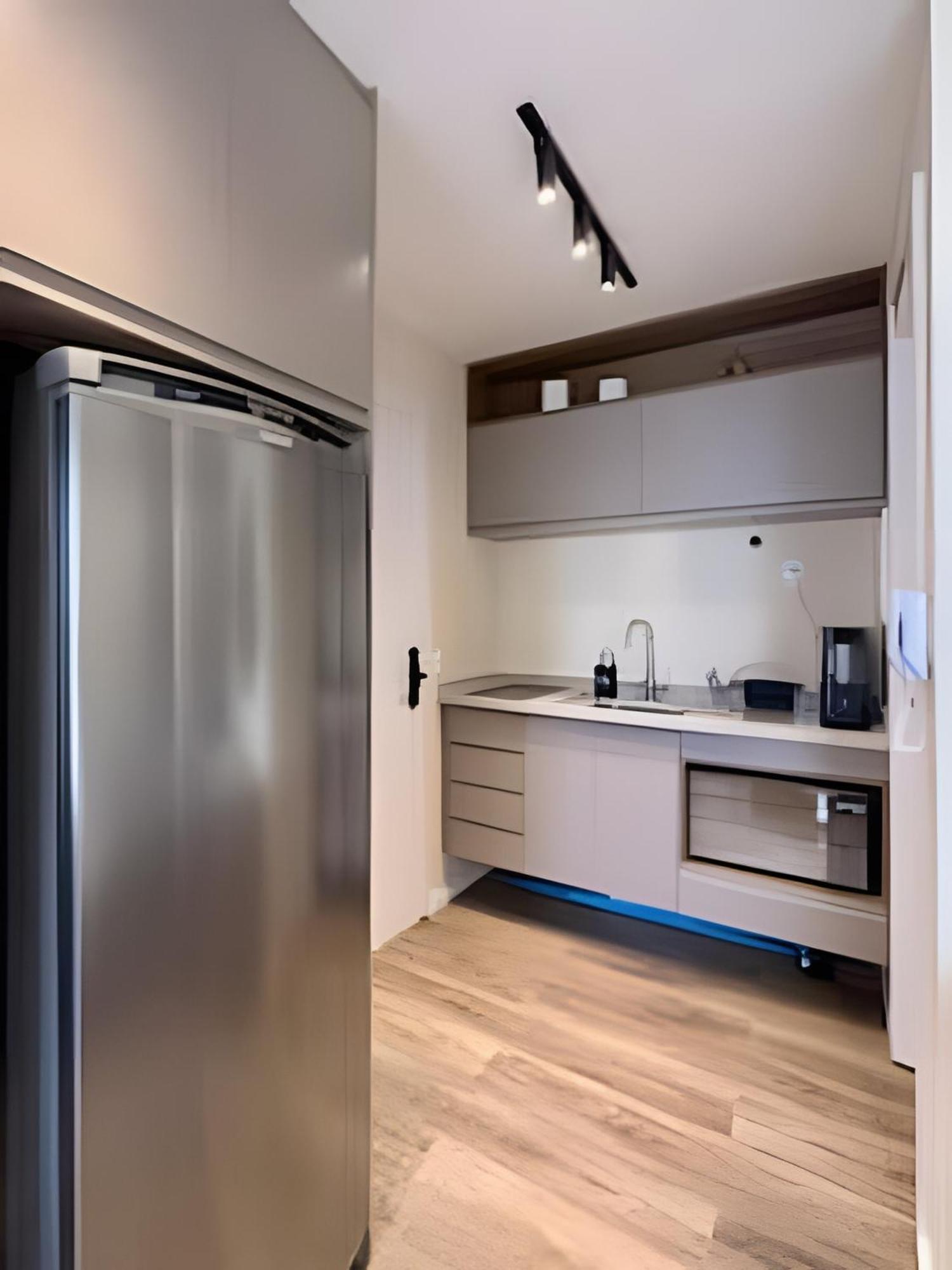 Wi-fi E A/c. Prox. Met Apartamento *